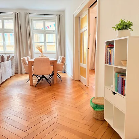 Dreamzzz Altstadttraum Im Herzen Coburgs Parkplatz 科堡